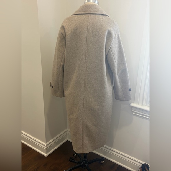 Zara Beige Outerwear - Picture 3 of 4